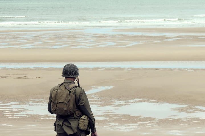 Normandy D-Day Private Tour with Omaha Beach from Paris — photo 1