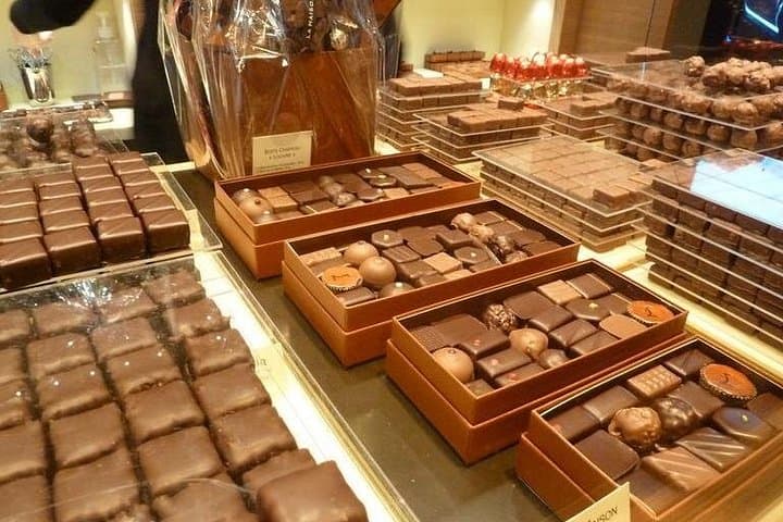 Saint-Germain The Original Chocolate Tasting Tour with Pastries and Macaron — photo 6
