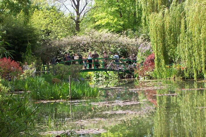 From Paris: Monet Gardens & Giverny Bike or E-Bike Tour — photo 1
