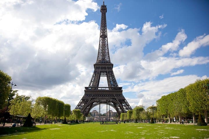 Eiffel Tower Climbing Stairs Experience & Optional Summit Upgrade — photo 8