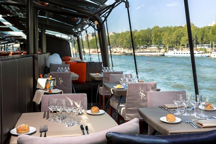 Bateaux Parisiens Seine River Gourmet Lunch & Sightseeing Cruise — photo 9