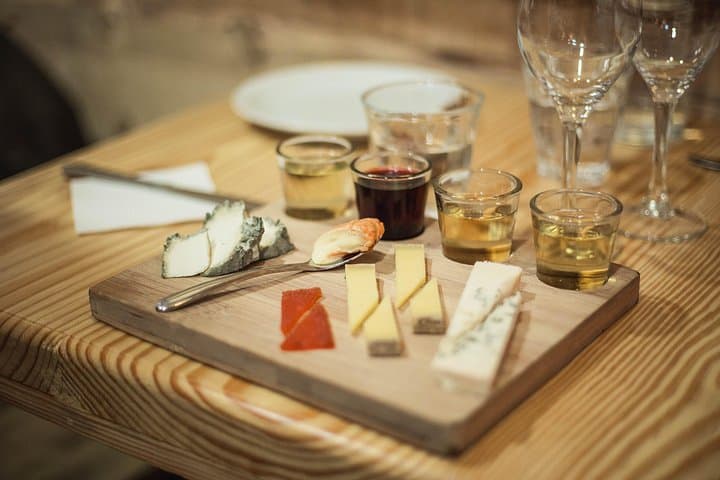 Butter and cheesemaking Workshop with Wine and Cheese Tasting — photo 3