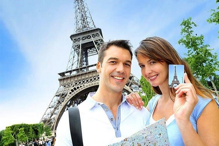 Eiffel Tower guided tour with Summit access included — photo 2