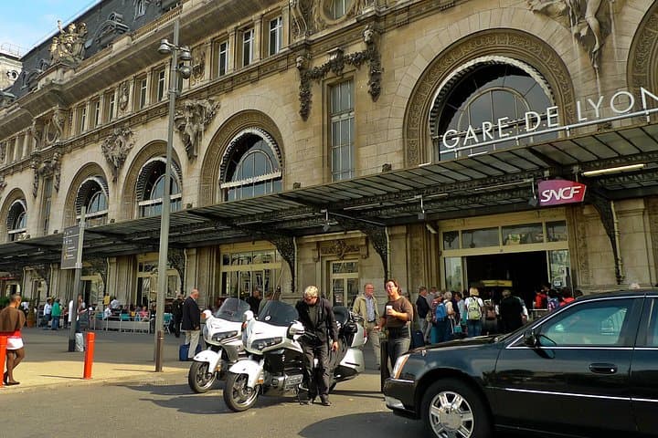 Paris Private Departure Transfer: Hotel to Train Station — photo 6