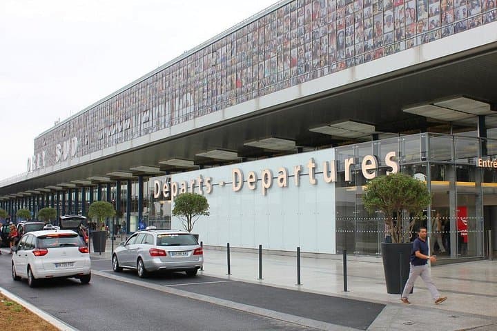 Private departure transfer from Paris to Paris Orly Airport — photo 2