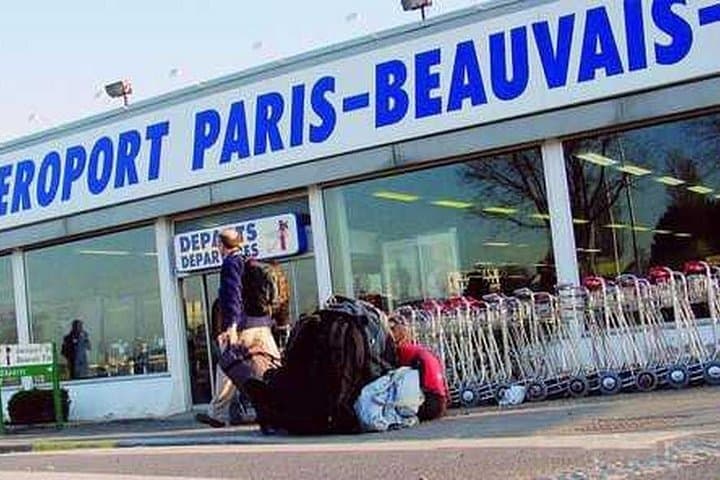 Paris to Beauvais Airport Private Transfer – Door-to-Door Service — photo 3