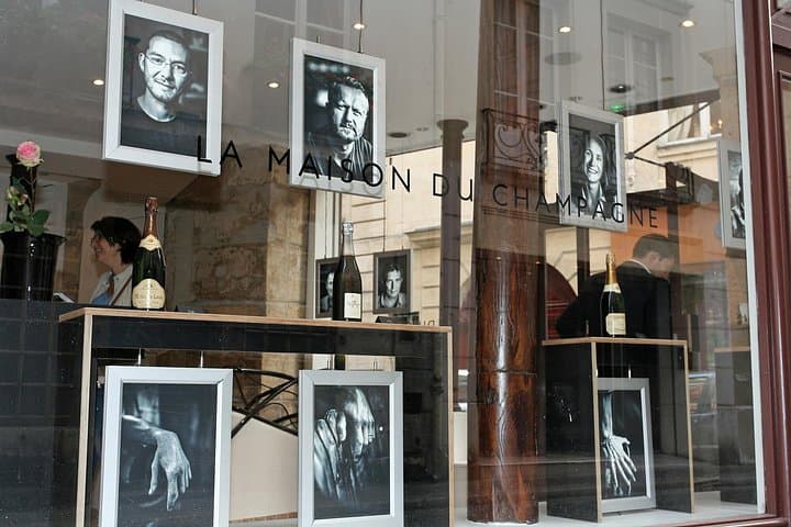 Bubbles and Bites: Viator's Perfect Champagne Pairing Formula — photo 3