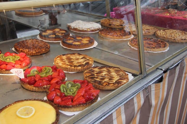 Small-Group Marché du Président Wilson Food Tour in Paris — photo 1