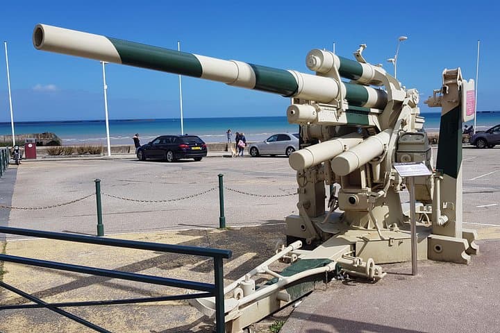 Normandy D-Day Private Tour with Omaha Beach from Paris — photo 13