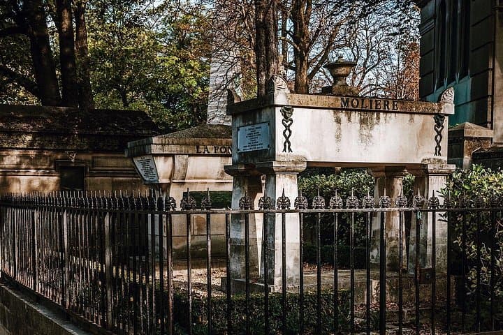 Pere Lachaise Cemetery Paris Exclusive Guided Walking Tour — photo 4
