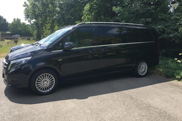 Private Transfer from Paris to Angers - Up to 7 people — photo 2