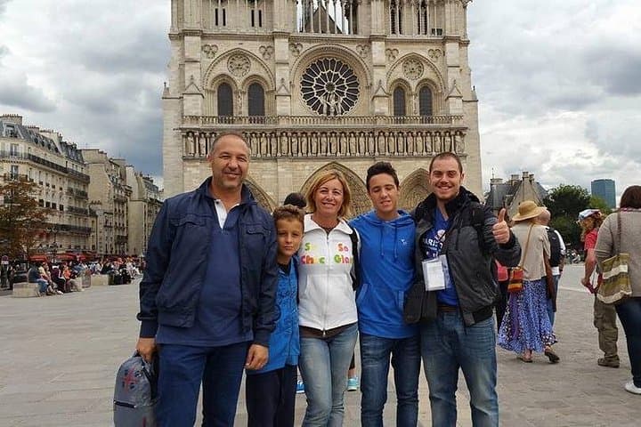 Notre Dame & Ile de la Cité Private 2-Hour Walking Tour in Paris — photo 2