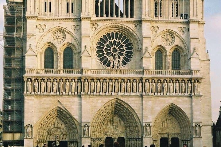 Private 4-hour city tour of Paris with driver and official guide — photo 10