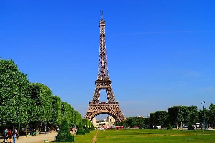 Private 8-hour city tour of Paris with driver and official guide - Hotel pick up — photo 3