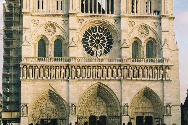 Private 8-hour city tour of Paris with driver and official guide - Hotel pick up — photo 6