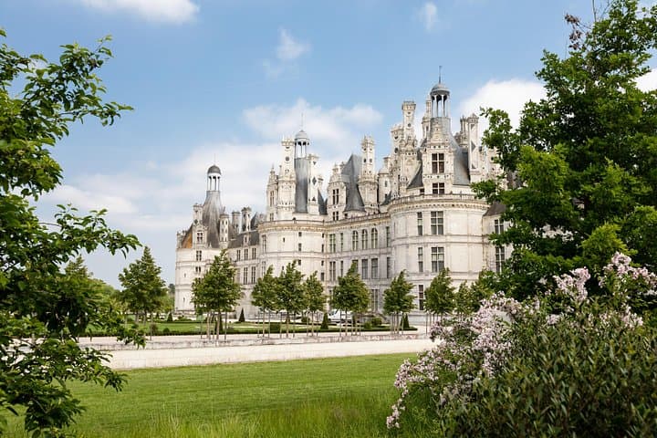 Loire Wine Day from Paris: Chambord Castle, 6 Tastings & Lunch — photo 9