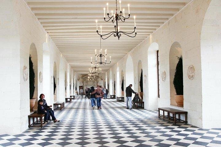 Loire Valley Castles Day Trip from Paris with Complementary Wine — photo 16