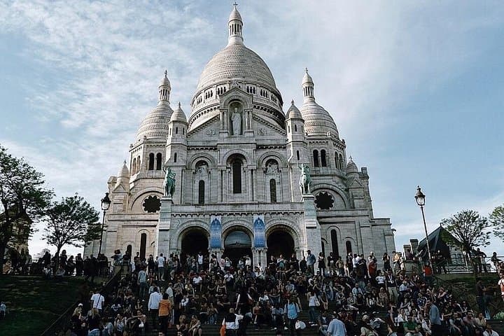 Montmartre District and Sacre Coeur - Exclusive Guided Walking Tour — photo 5