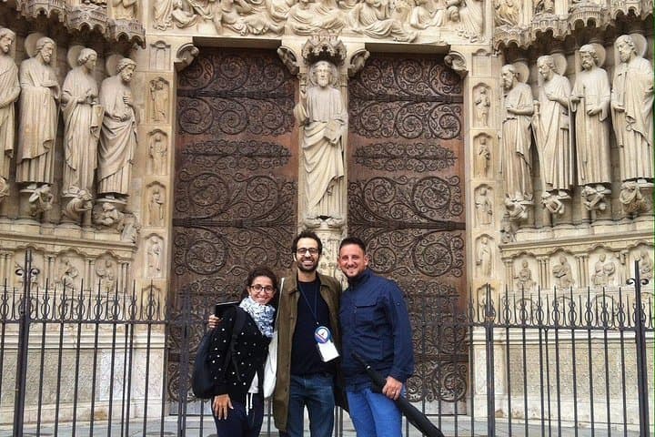 Notre Dame & Ile de la Cité Private 2-Hour Walking Tour in Paris — photo 4