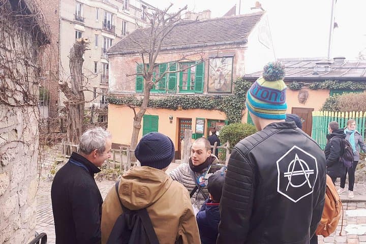 Montmartre & Sacré Coeur Private Historical 2-Hour Walking Tour in Paris — photo 11