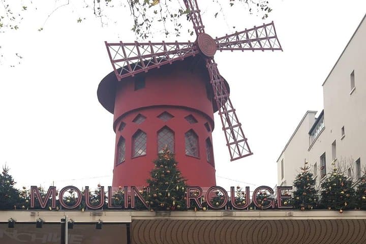 Montmartre & Sacré Coeur Private Historical 2-Hour Walking Tour in Paris — photo 13