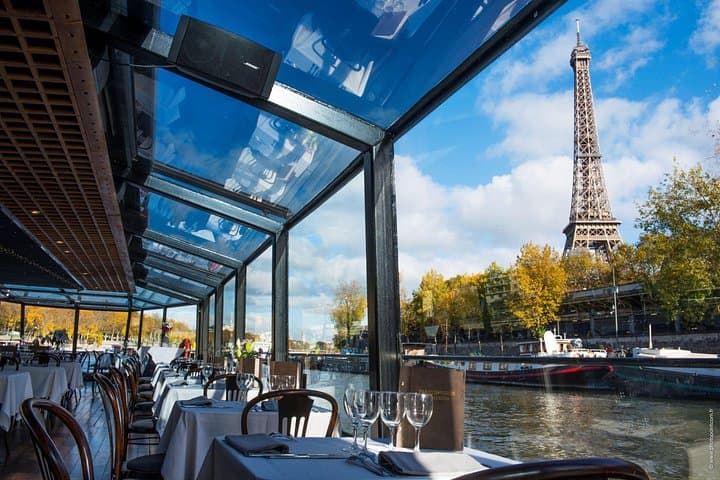 Paris Seine River Gourmet Lunch Cruise with Champagne Option — photo 5