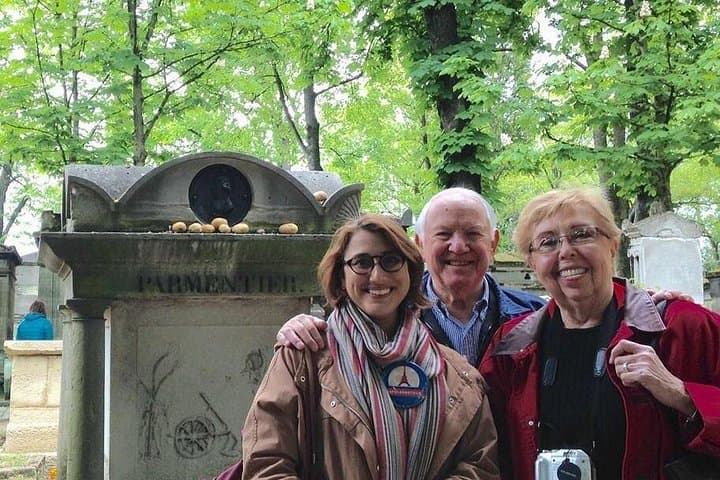 Private Guided Tour to Père Lachaise Cemetery in Paris — photo 14