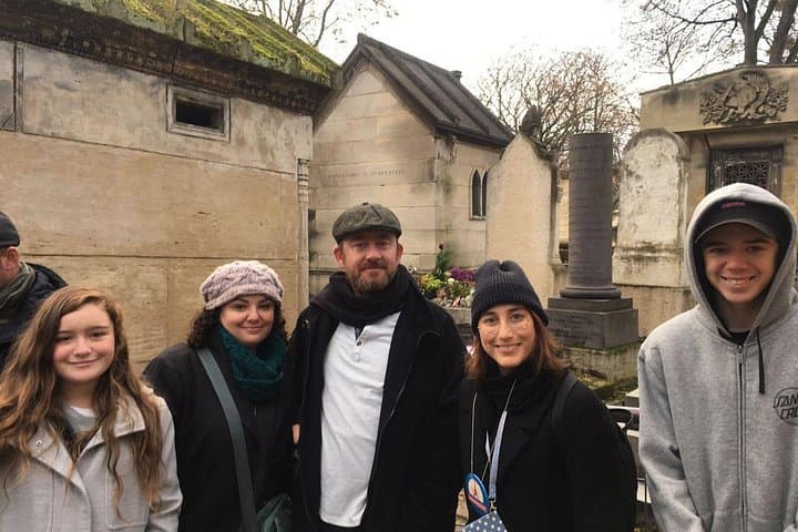 Private Guided Tour to Père Lachaise Cemetery in Paris — photo 18