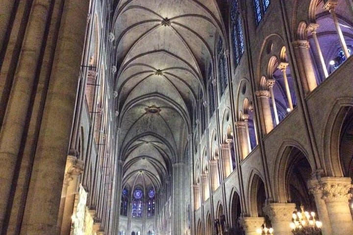 Notre Dame & Ile de la Cité Private 2-Hour Walking Tour in Paris — photo 10