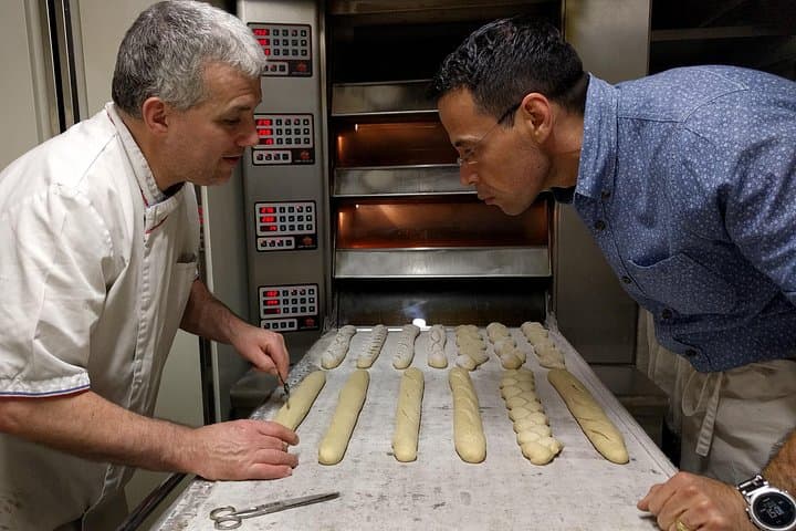 Paris French Baking Class Baguettes and Croissants in a Bakery — photo 7