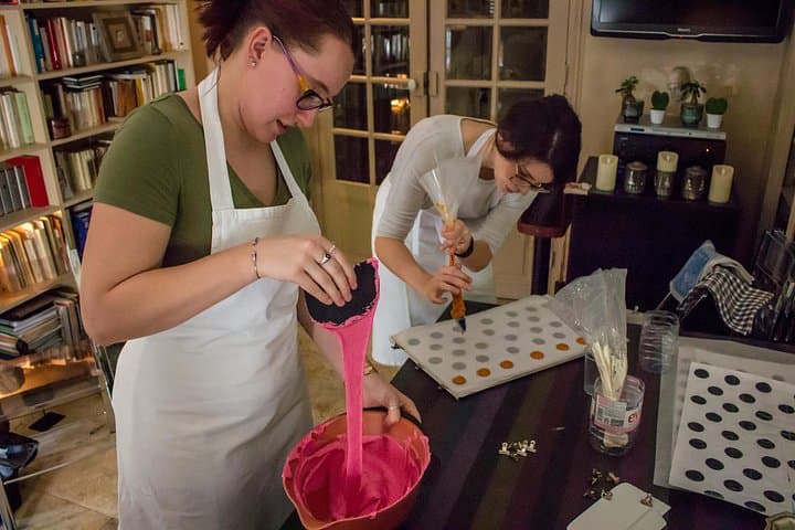 Paris French Macarons Small Group Baking Class with a Chef — photo 8