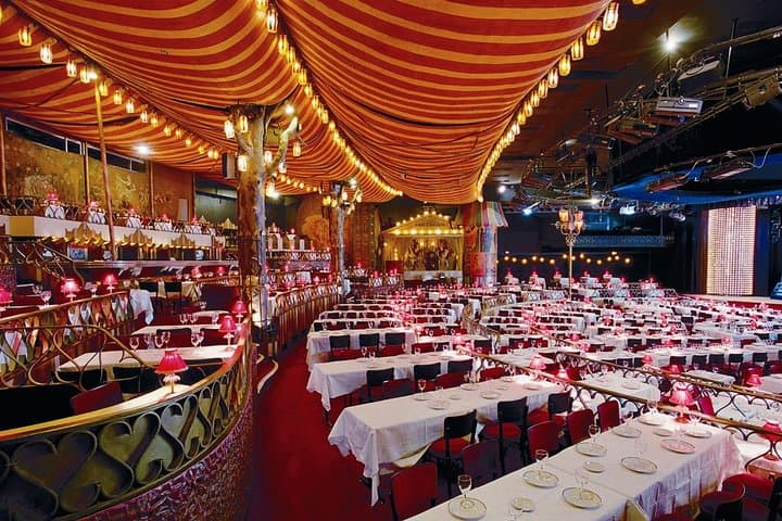 Moulin Rouge Dinner Show with Champagne and Drop Off — photo 1