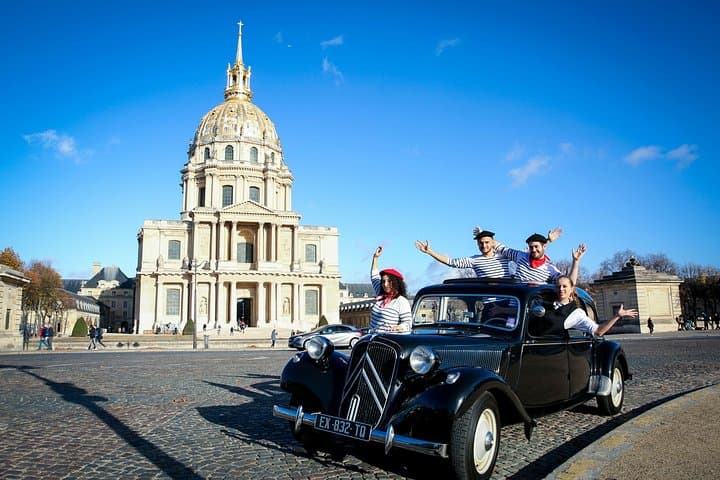 Paris Private Guided Tour in a Vintage Car with Driver — photo 3