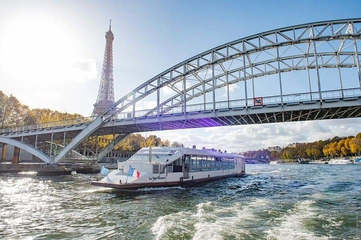 Paris Seine River Gourmet Lunch Cruise with Champagne Option — photo 6