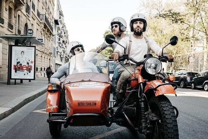 Paris Private Vintage Half Day Tour on a Sidecar Motorcycle — photo 6