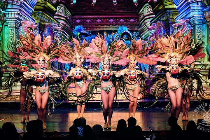 Moulin Rouge Dinner Show with Champagne and Drop Off — photo 10