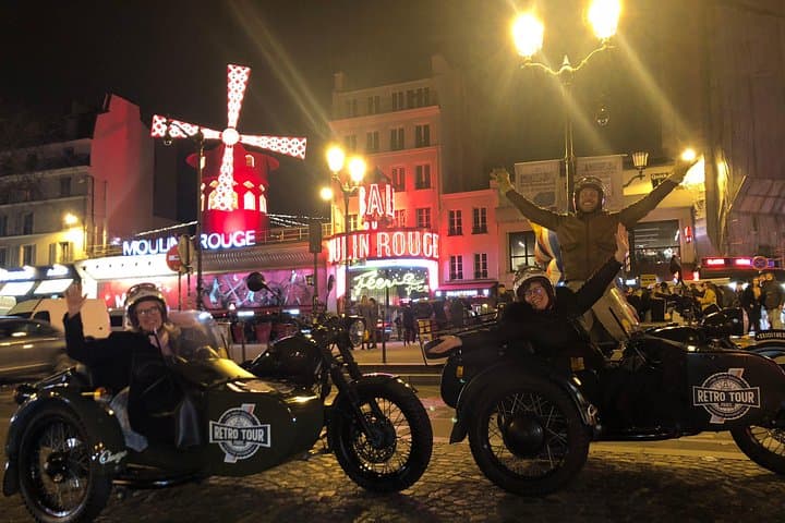 Paris Romantic & Private Tour By Night on a Sidecar Ural — photo 1