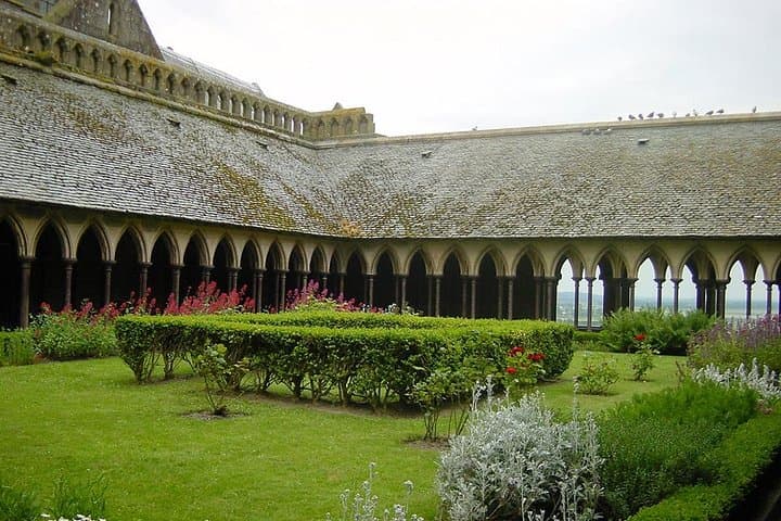 Mont Saint-Michel Small-Group Tour from Paris with Abbey Ticket — photo 5