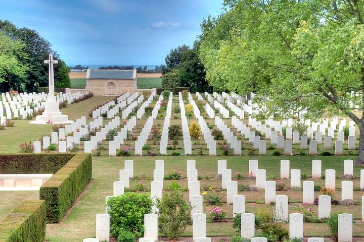 Normandy D-Day Beaches with Juno Beach, bunkers & Canadian Cemetery from Paris — photo 1