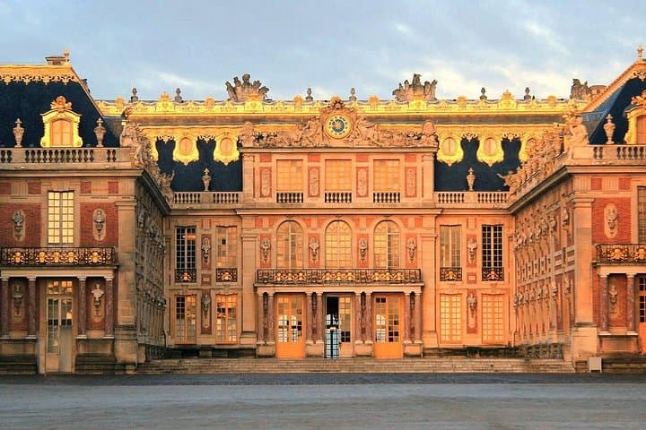 Versailles Private Day Excursion with Palace, Gardens & Trianon — photo 1