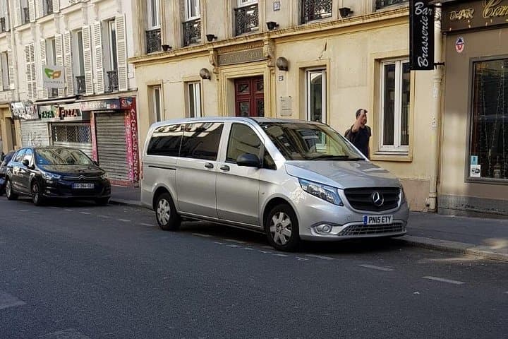 Shuttle Departure from Paris Hotel/Apartment to the Airport — photo 2