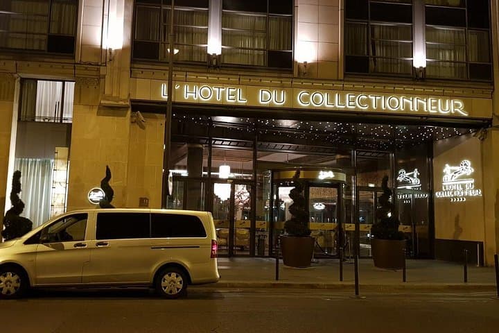 Shuttle Departure from Paris Hotel/Apartment to the Airport — photo 6