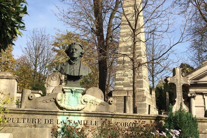 Bundle of Père Lachaise Cemetery: Self-Guided Audio Tours — photo 1