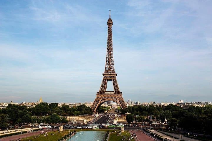 Private 4-hour city tour of Paris with driver and official guide — photo 15