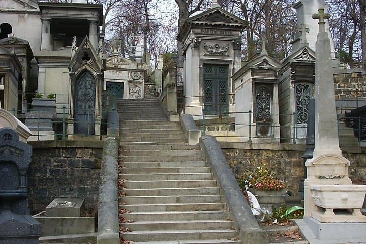 Pere Lachaise Cemetery Paris Exclusive Guided Walking Tour — photo 9