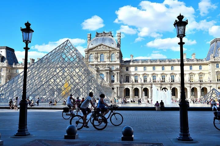 Paris Famous Landmarks PhotoWalks Tour — photo 3