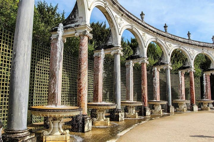 Versailles Private Day Excursion with Palace, Gardens & Trianon — photo 11