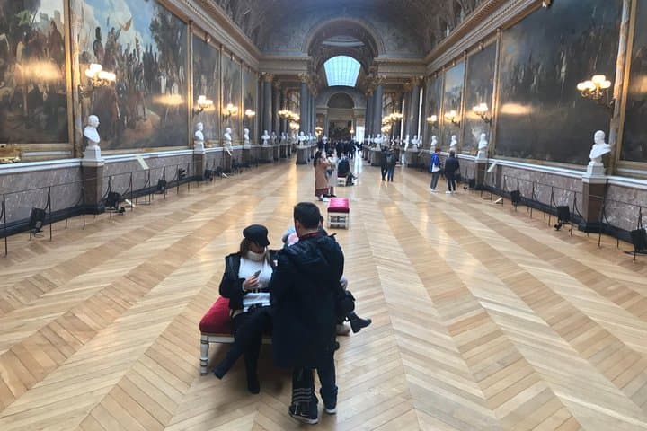 Versailles Palace & Gardens Tour with Transport from Paris — photo 4