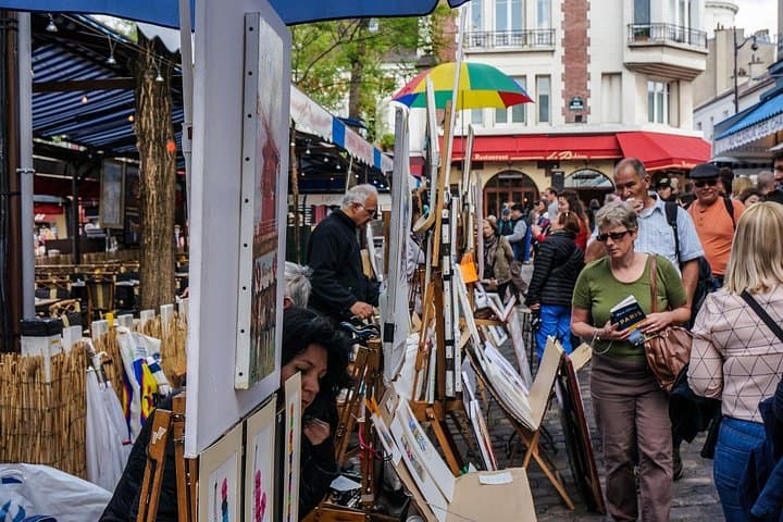 Montmartre Tour with a Local Guide: Private & 100% Personalized — photo 18