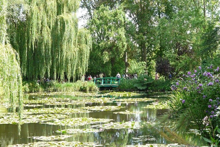 Giverny and Versailles Small Group Day Trip from Paris with Lunch — photo 15